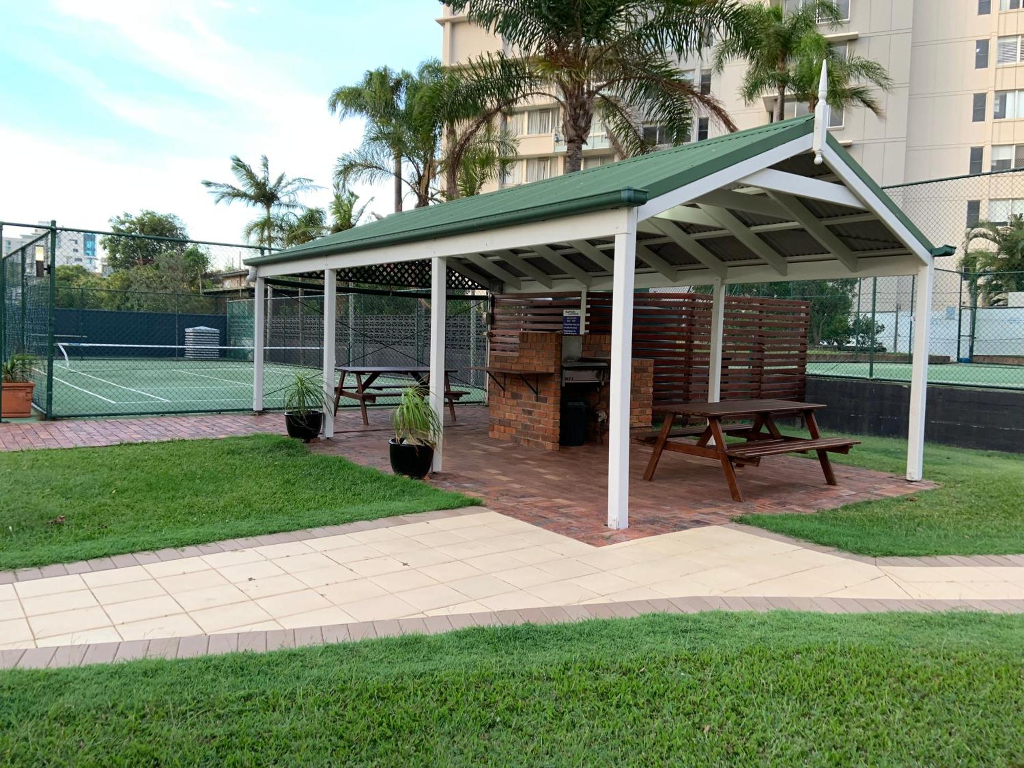 Burleigh Gardens North Hi-rise Aparthotel 3*