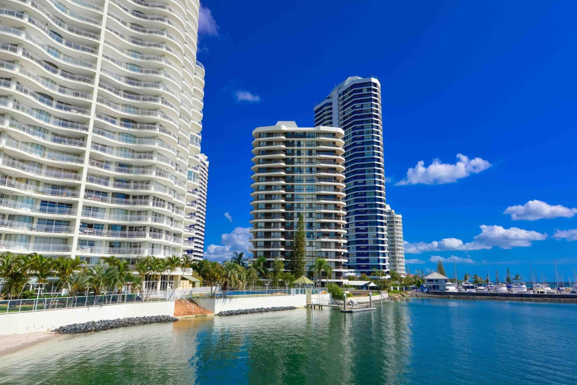 Aparthotel Broadwater Shores Waterfront