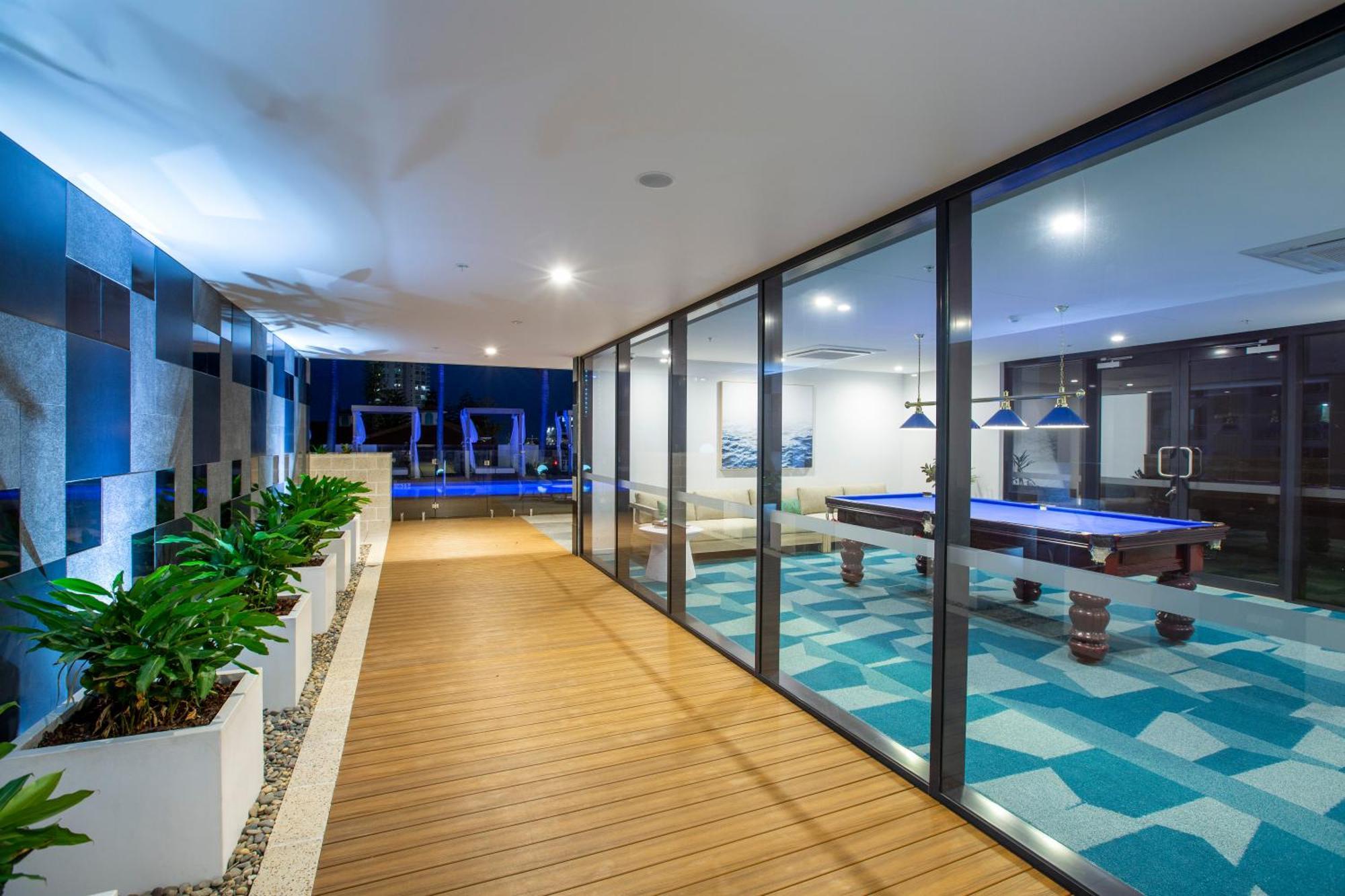 Qube Broadbeach Aparthotel Gold Coast