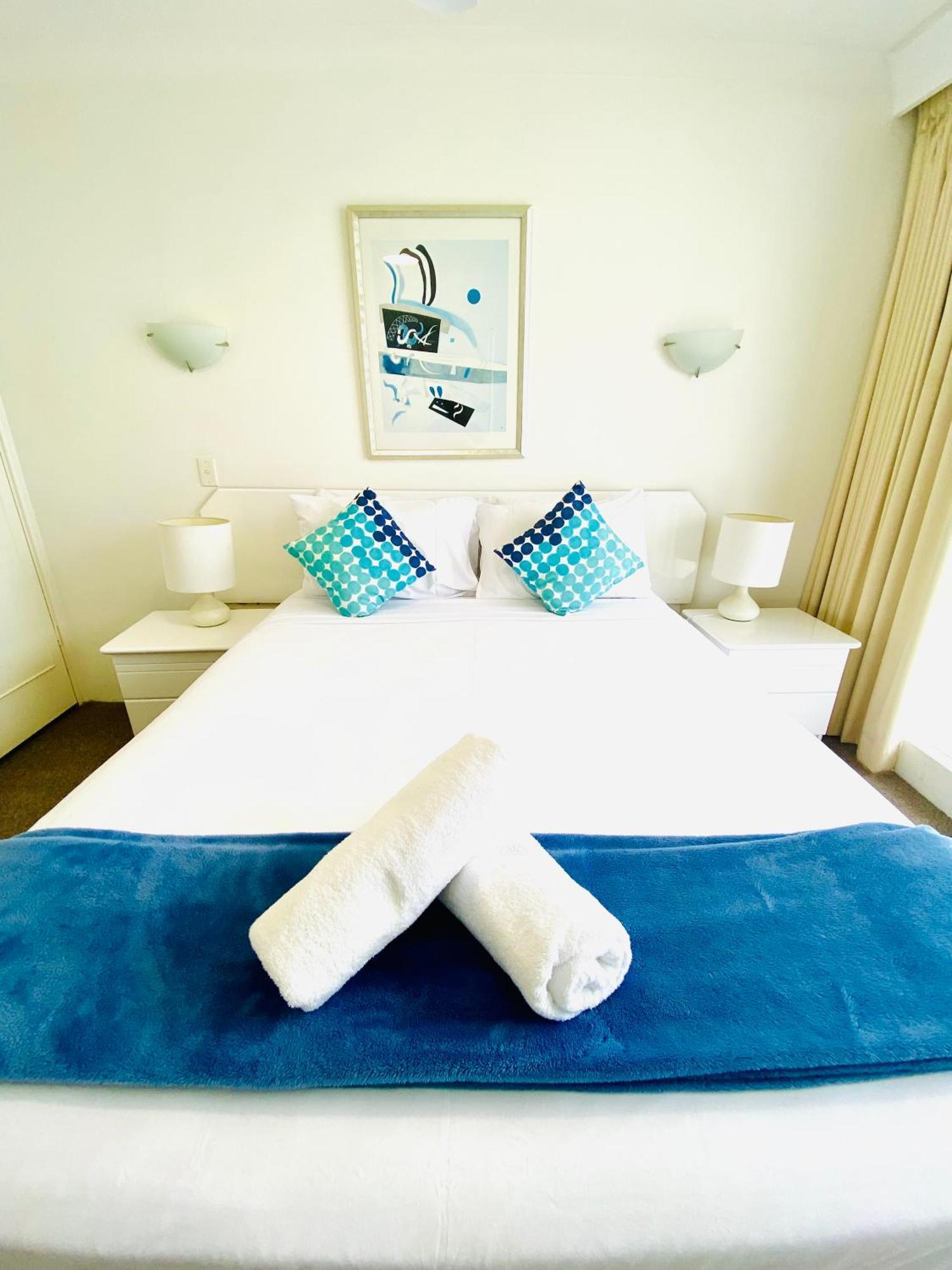 One The Esplanade On Surfers Paradise Aparthotel
