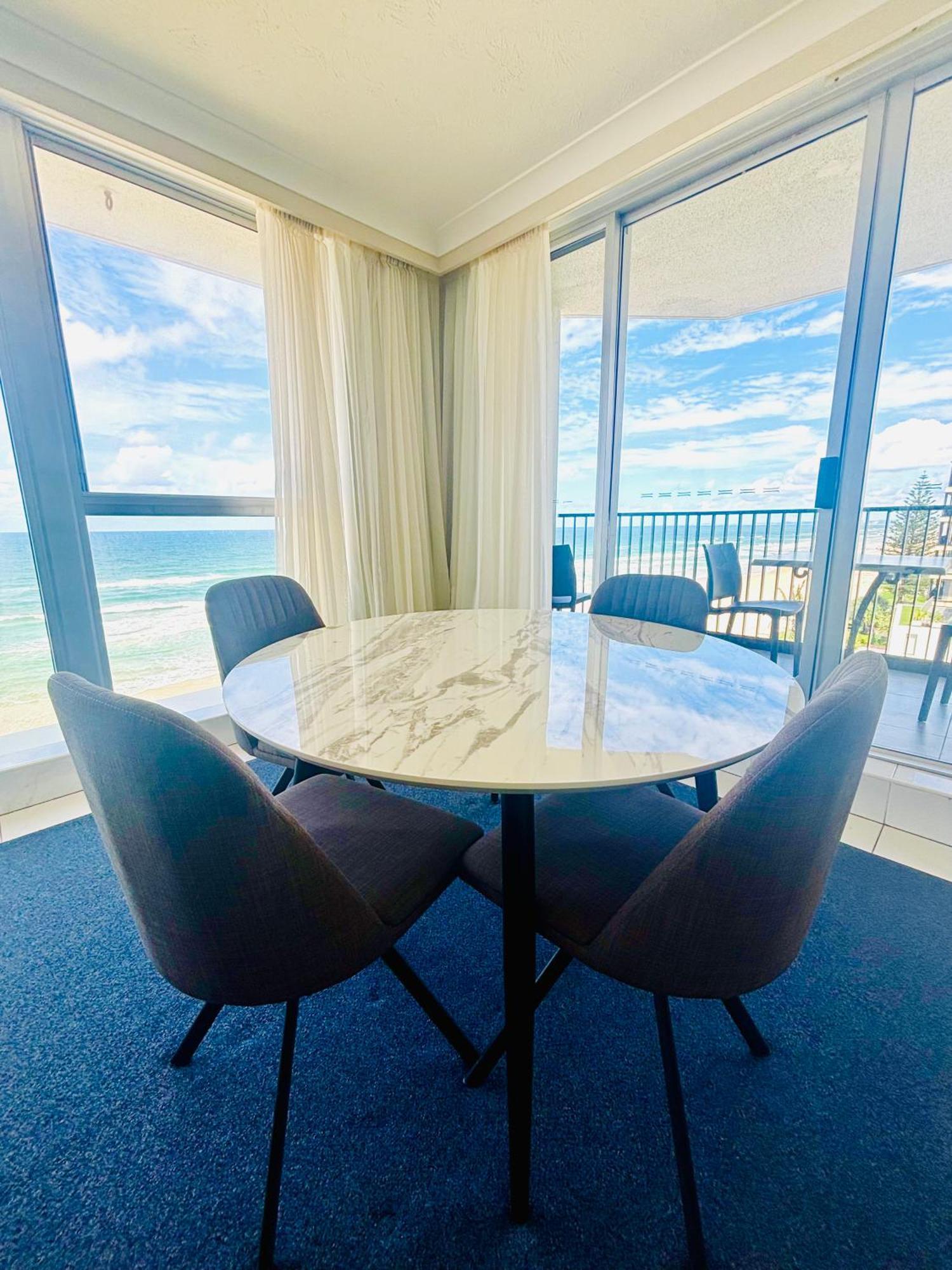 One The Esplanade On Surfers Paradise Aparthotel