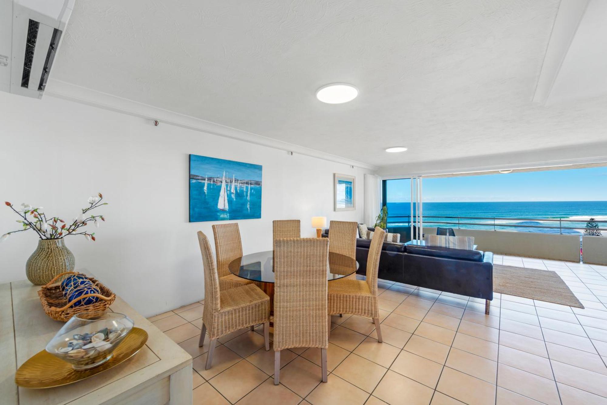 Zenith Ocean Front Aparthotel 3*