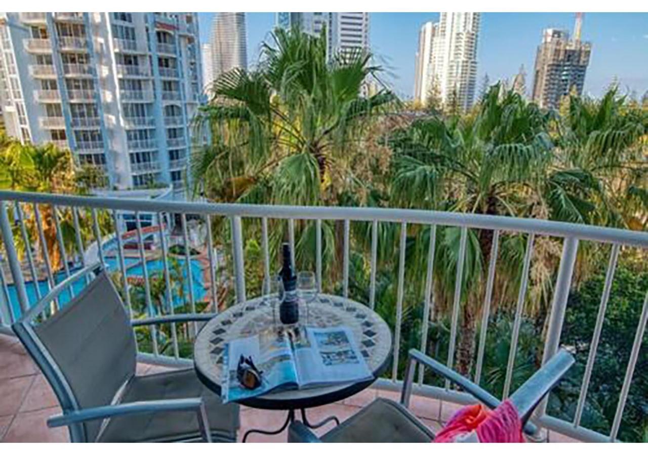 Bel Air On Broadbeach - Official Aparthotel