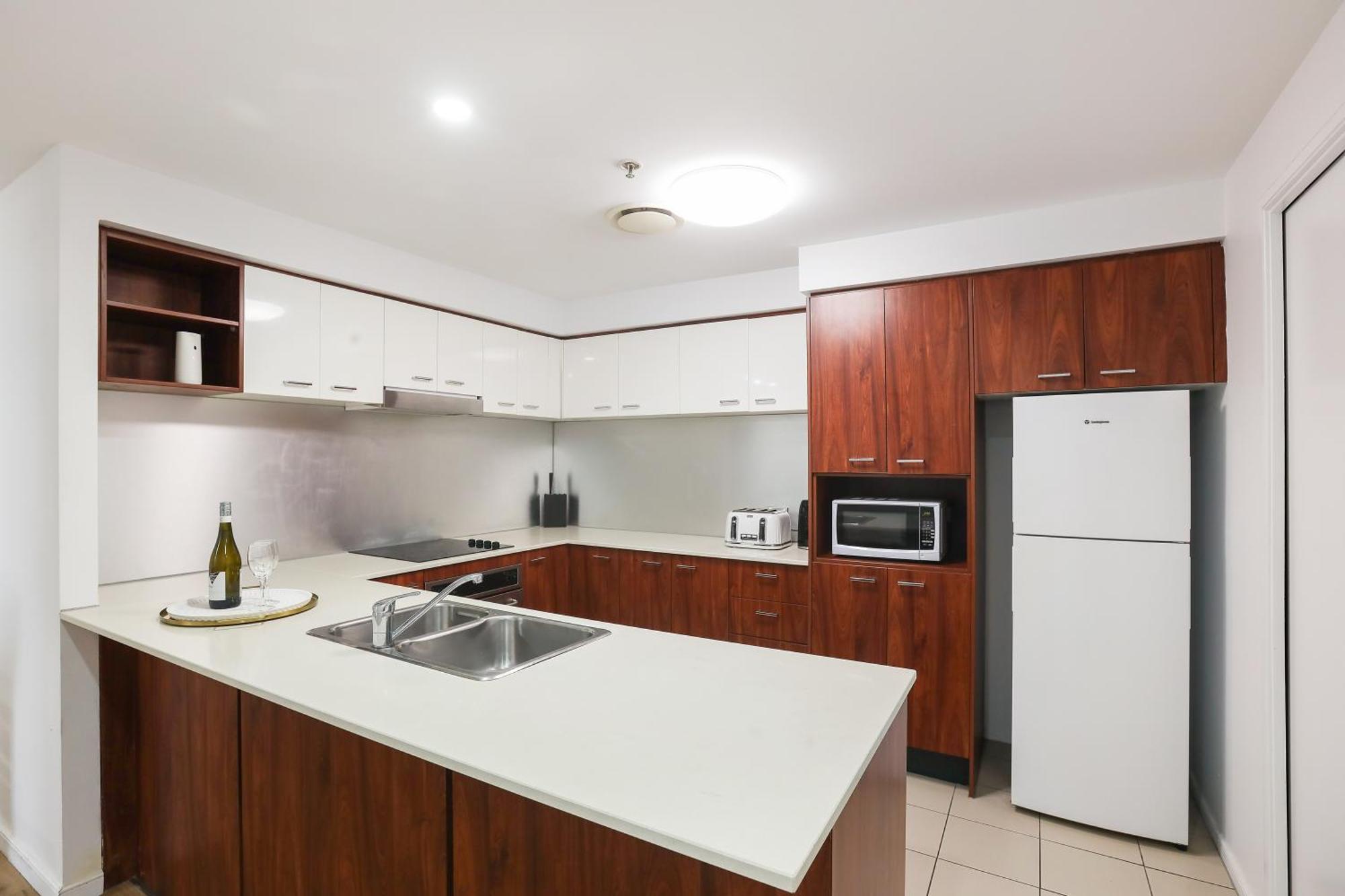 Apartment Chevron Renaissance Surfers Paradise Sleeps 10 1st Floor - Optimise