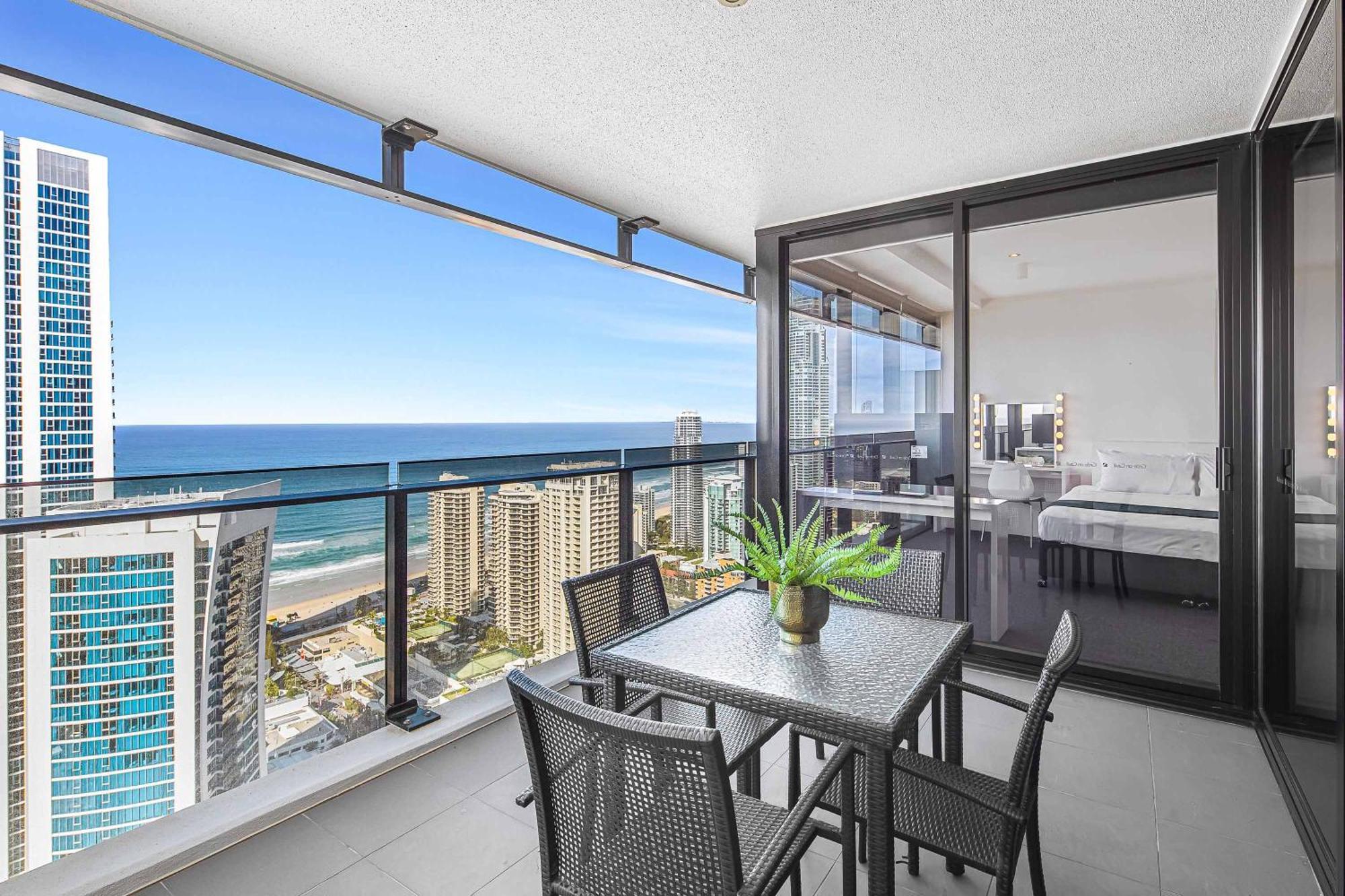 Circle On Cavill Aparthotel Gold Coast
