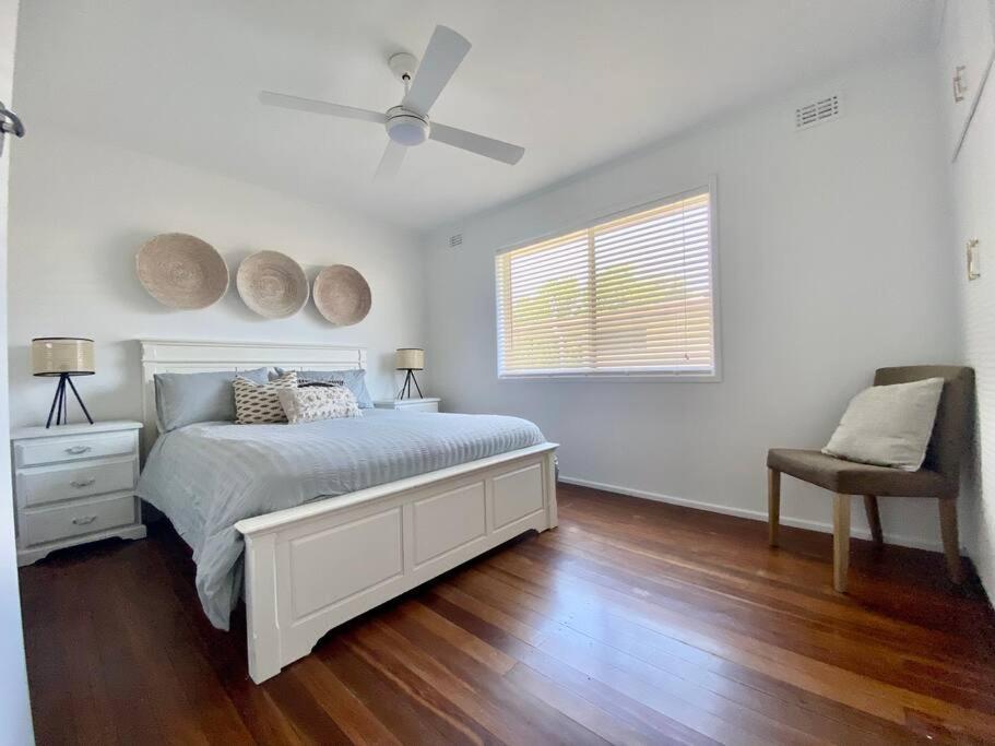 Bare Foot & Beachy On Binya! Pet Friendly House * Gold Coast