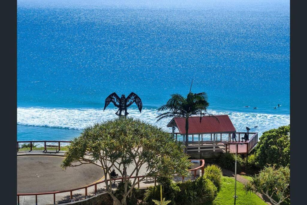 Bare Foot & Beachy On Binya! Pet Friendly House Holiday home
