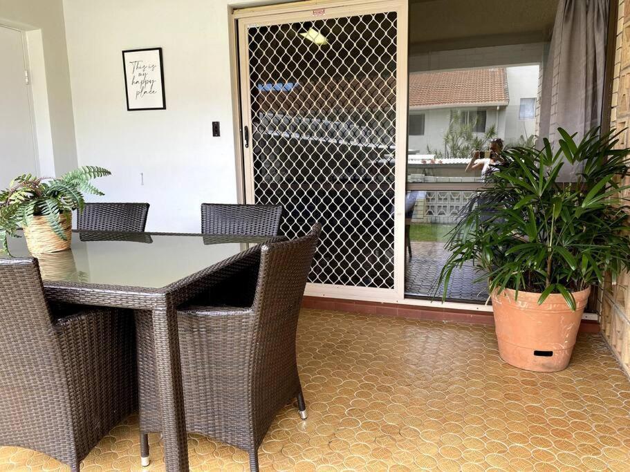 Pet Friendly & Super Retro Pad! *