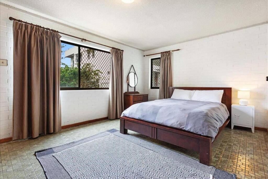 Pet Friendly & Super Retro Pad! Gold Coast