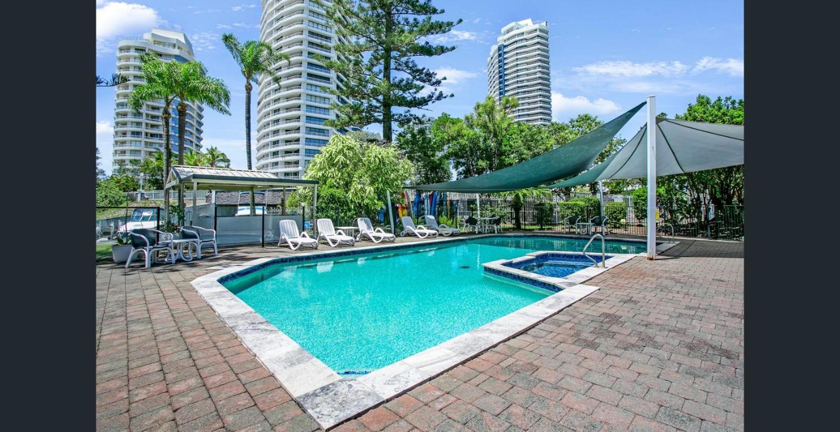 Bayview Bay And Marina Apartment