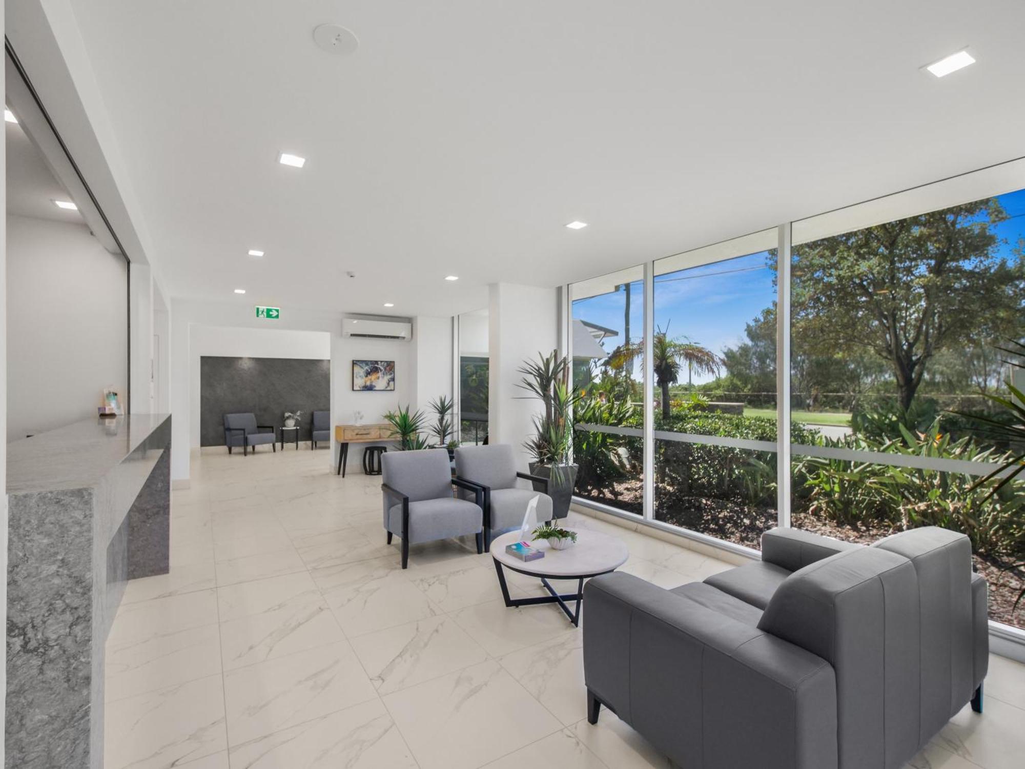Boulevard Towers On Broadbeach 4*