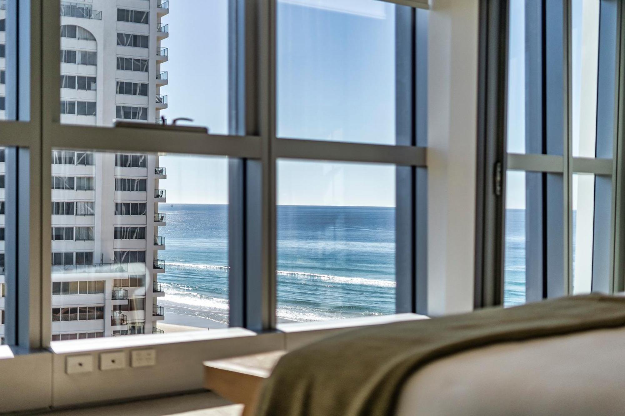 Apartment Jewel Beachfront Residences Gold Coast