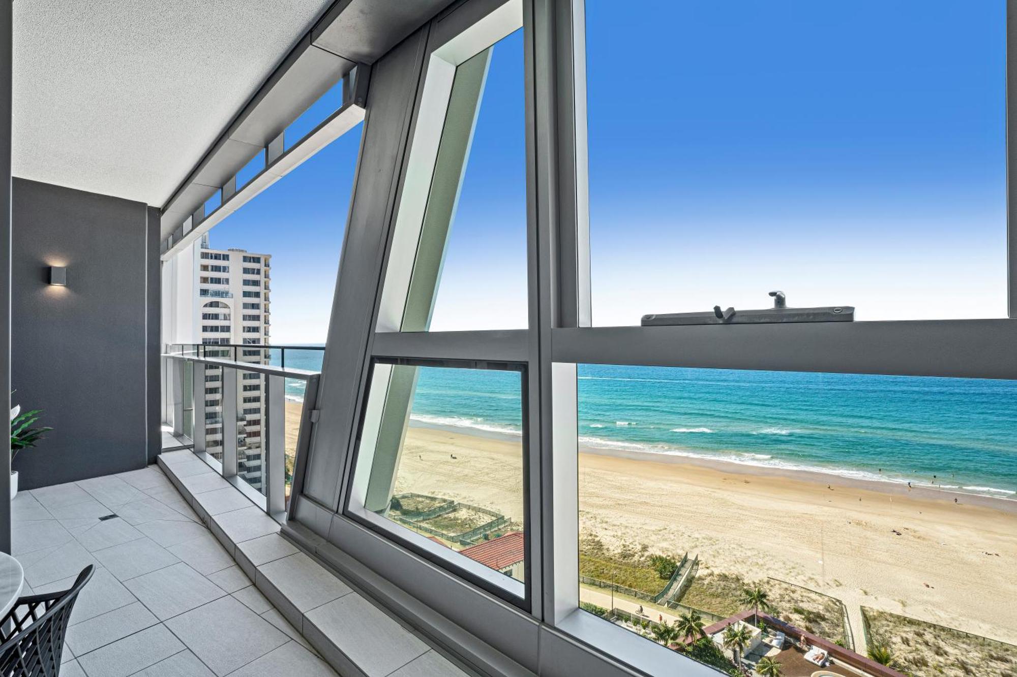Apartment Jewel Beachfront Residences Gold Coast
