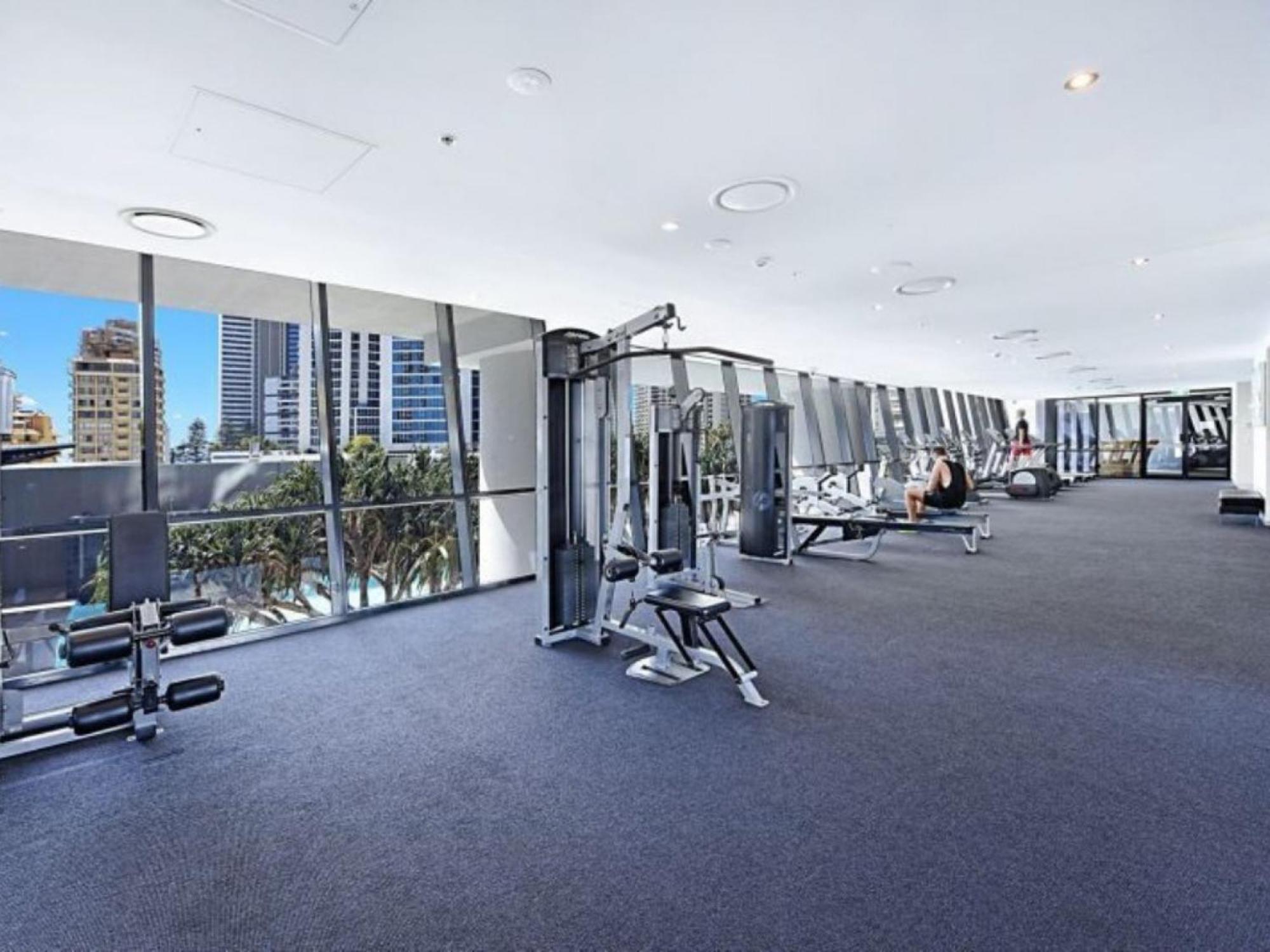 Apartment Circle On Cavill Luxe 2-bed With Views & Pool Gold Coast