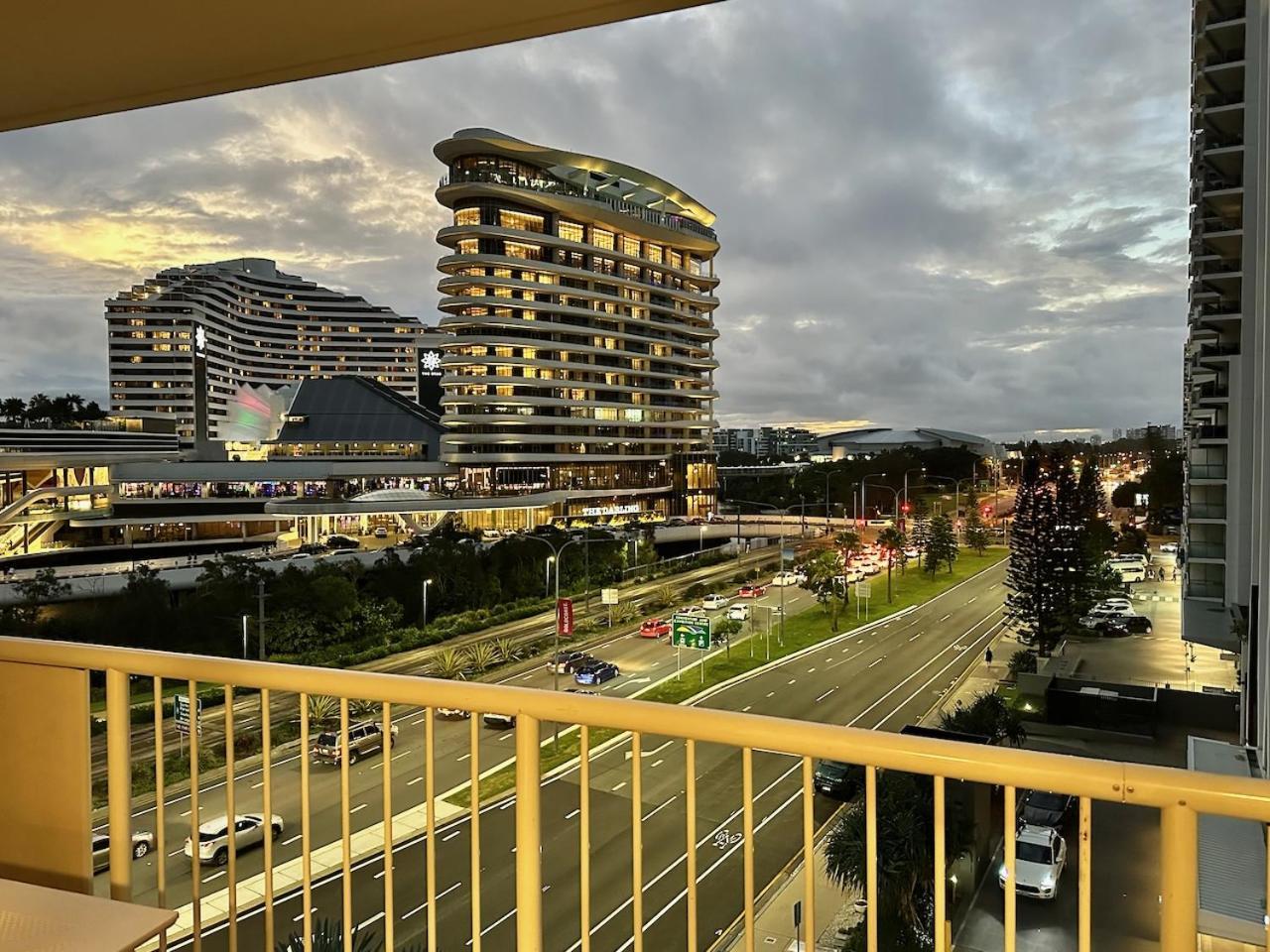 Apartment Broadbeach 600 Gold Coast