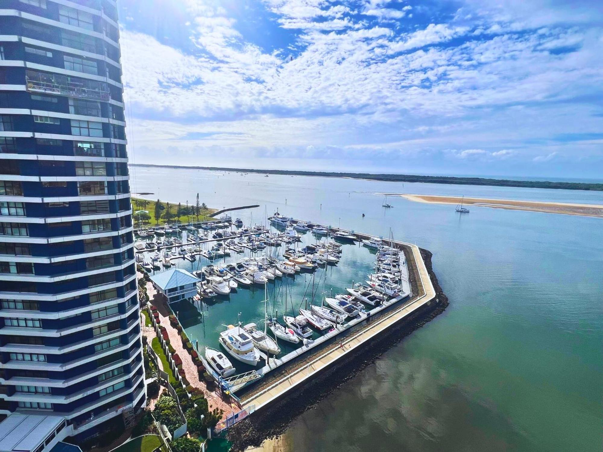 Aparthotel Broadwater Shores Waterfront Gold Coast