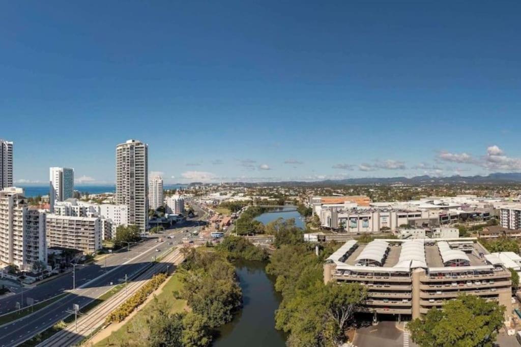 Apartment 2-br River View