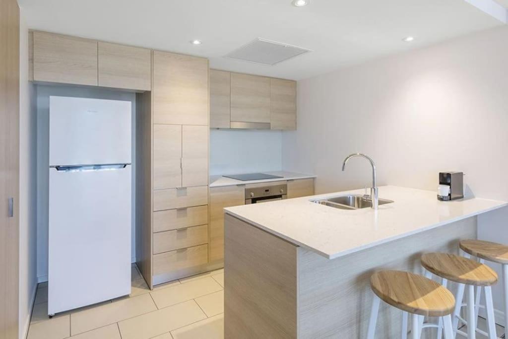 2-br River View