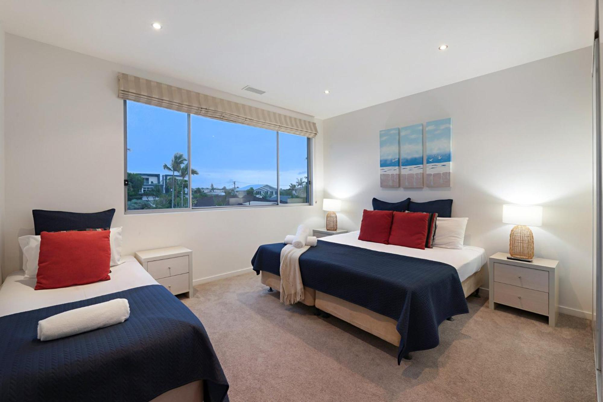 Opulence On Broadbeach Gold Coast