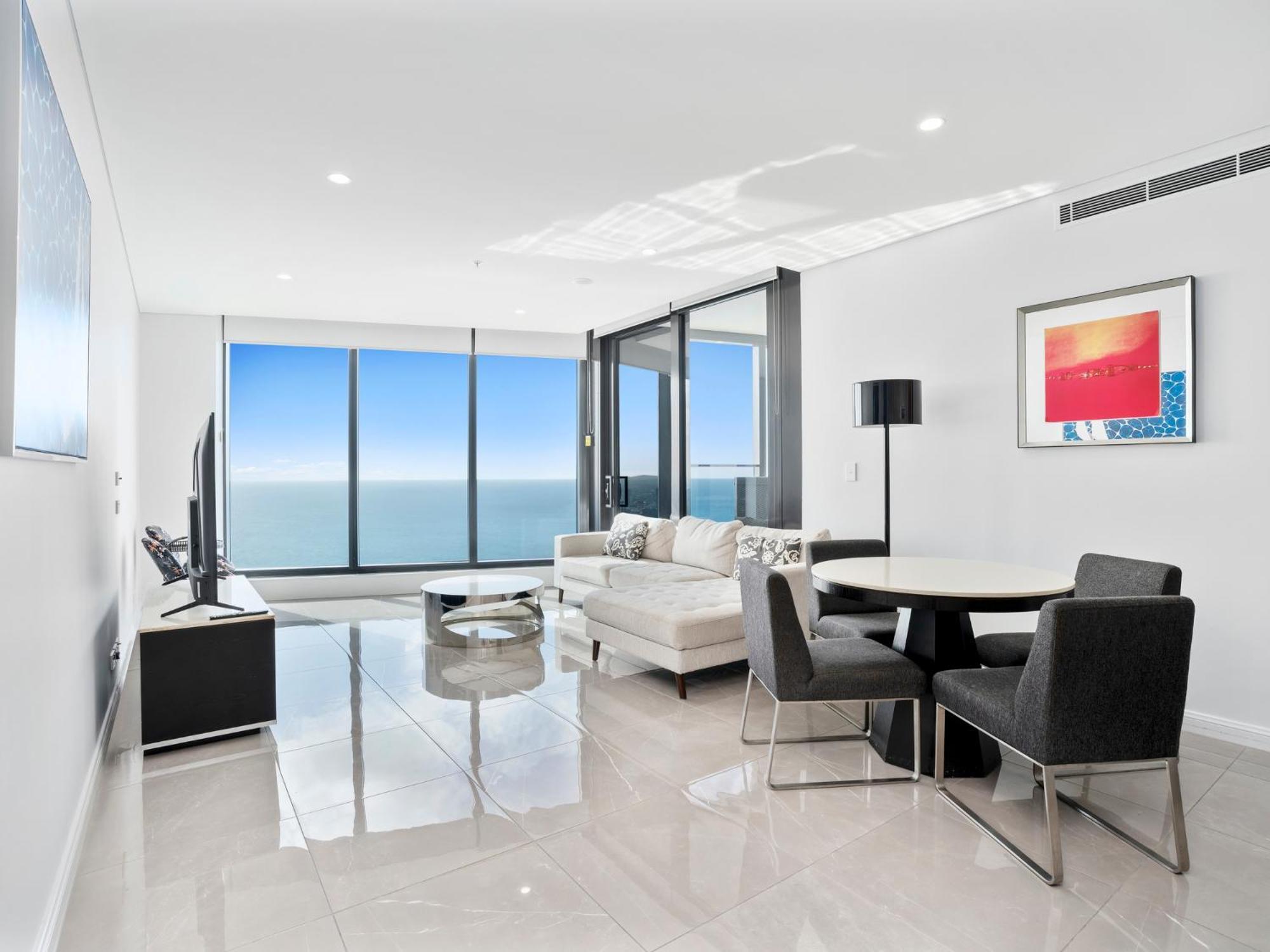 Surfers Paradise New Beachfront * Gold Coast
