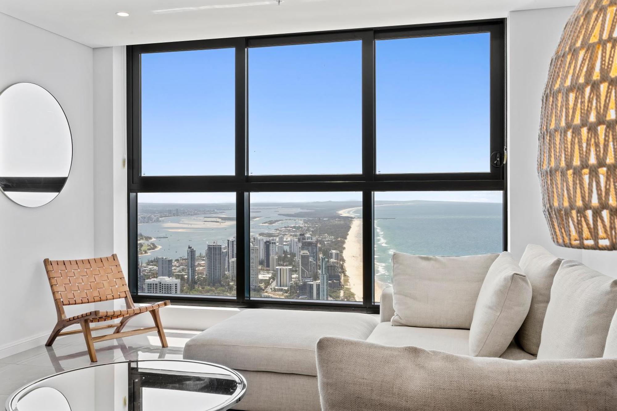 Surfers Paradise New Beachfront * Gold Coast