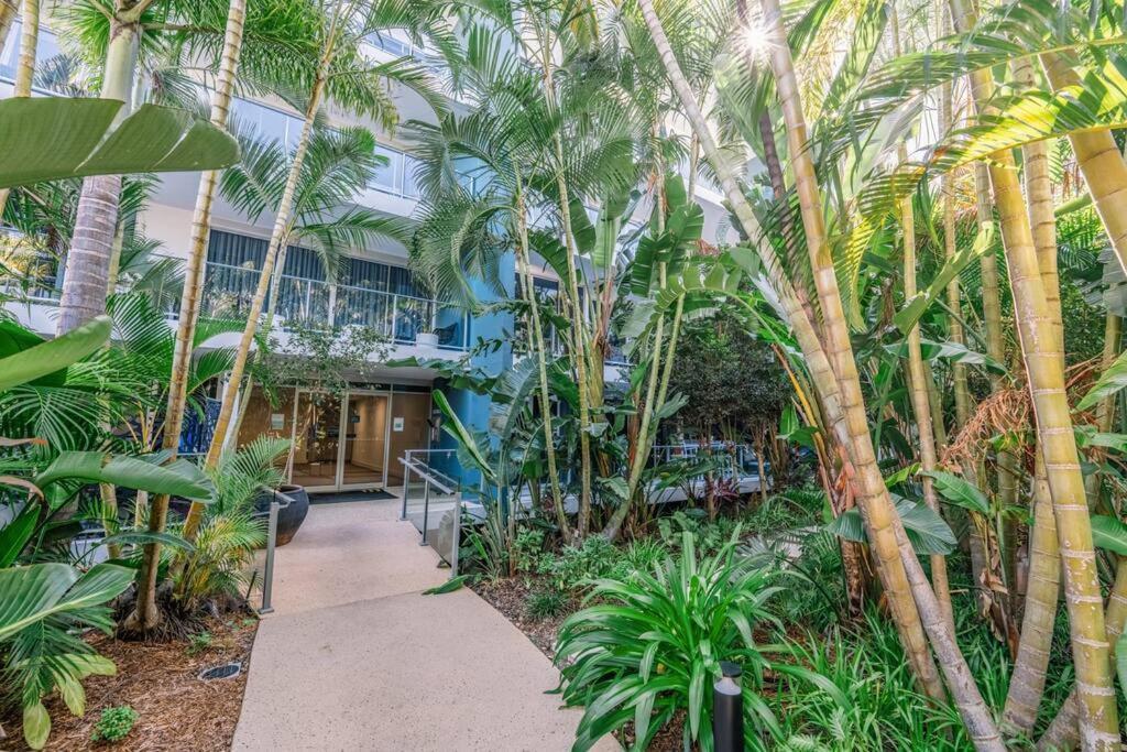 Sunset Views - Spacious Getaway Apartamento