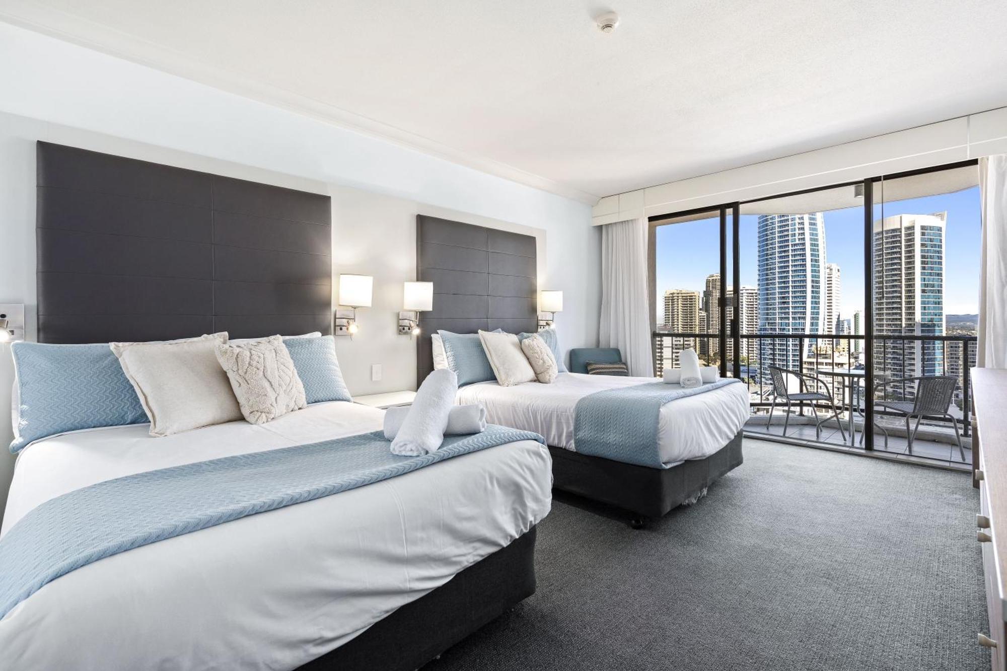 Apartment Modern Twin Units In Surfers Paradise - Q *