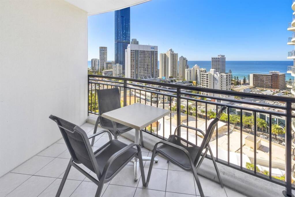 Apartment Bliss At The Towers - Surfers Central! Gold Coast