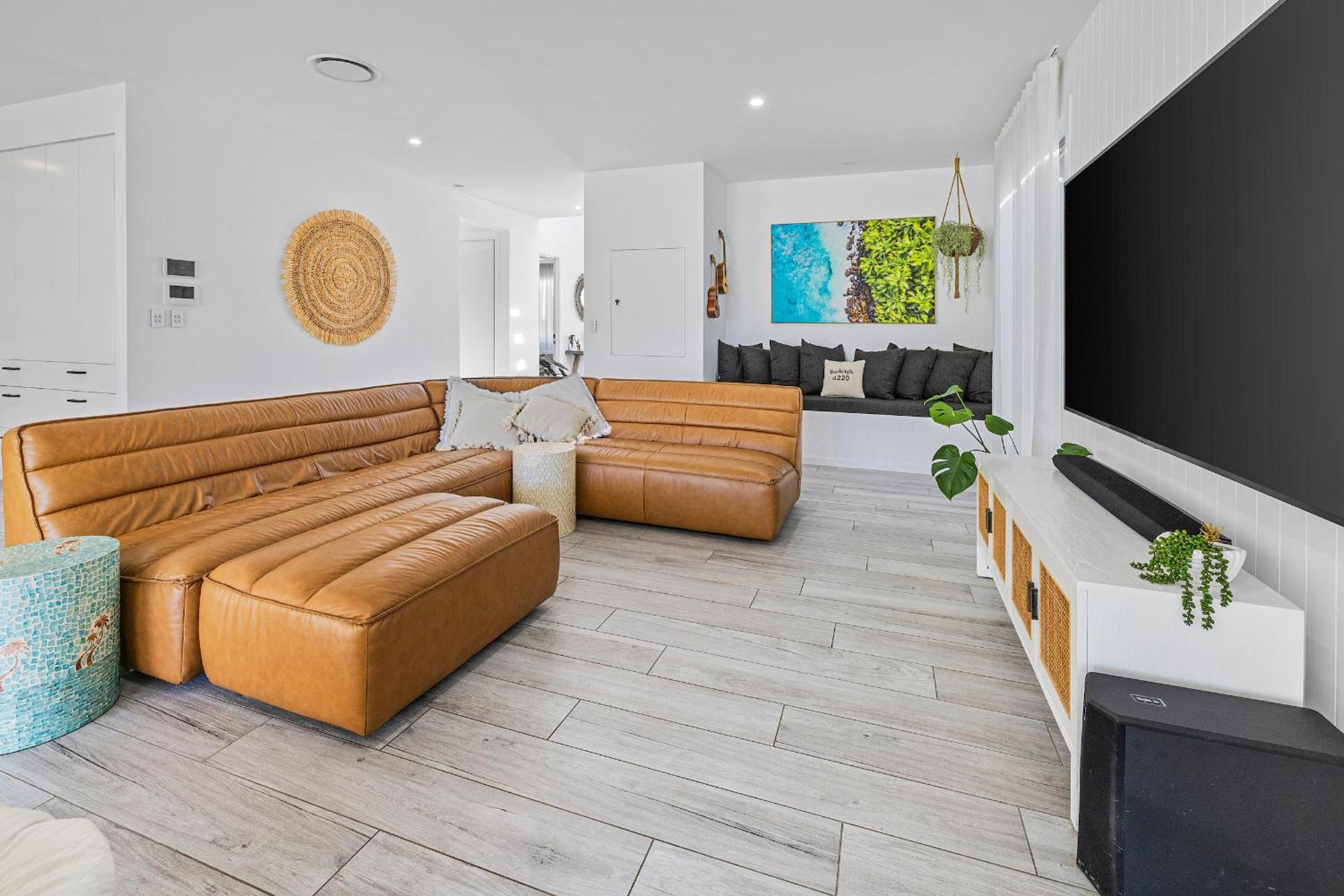 Burleigh Waters Holiday home *