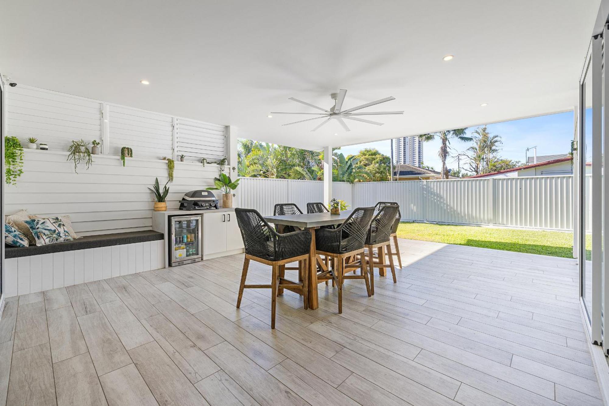 Burleigh Waters Holiday home