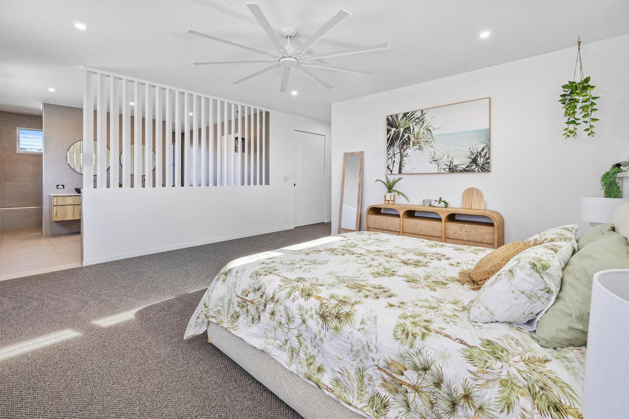 Burleigh Waters Holiday home Gold Coast
