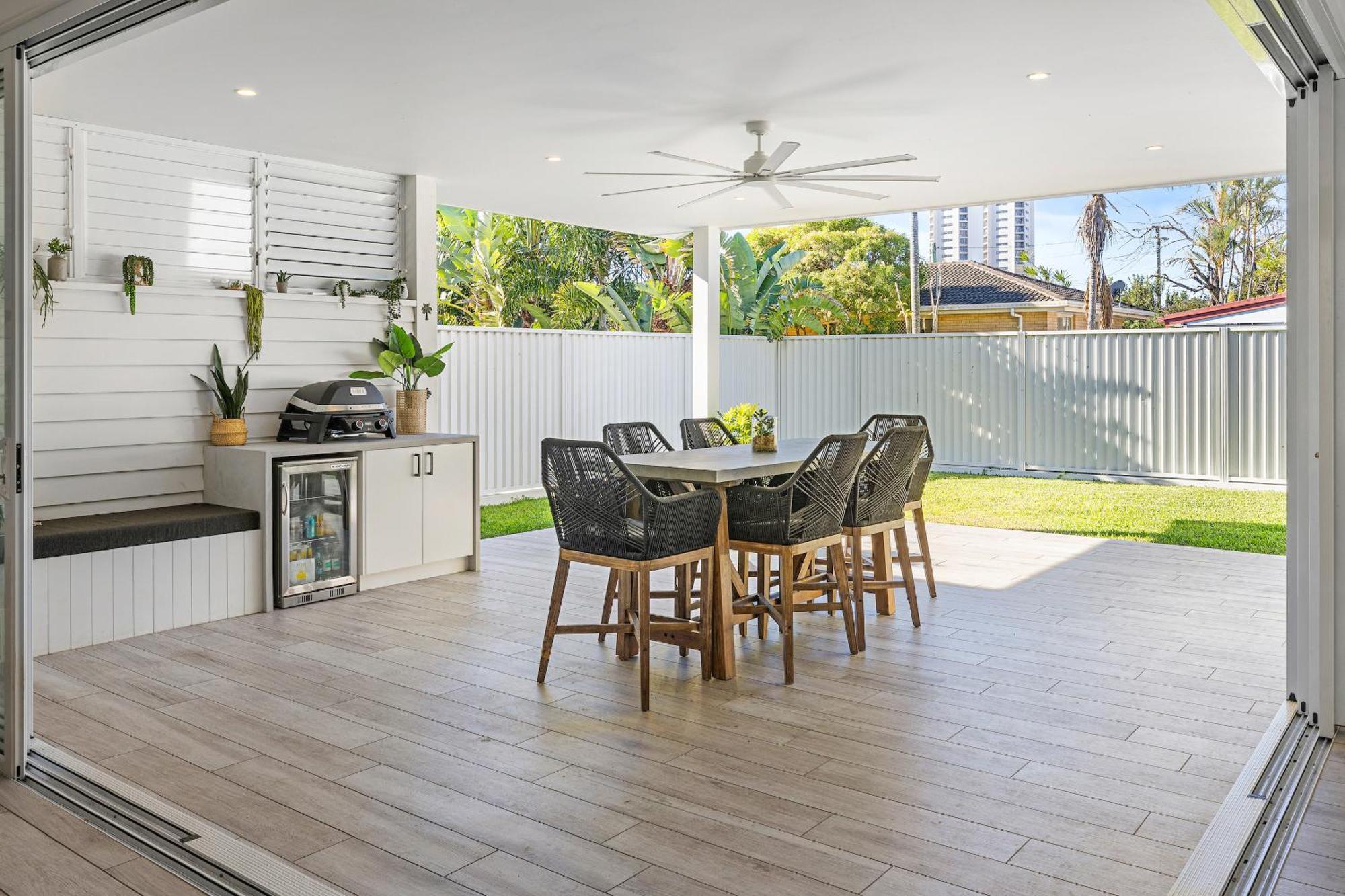 Burleigh Waters Holiday home Gold Coast