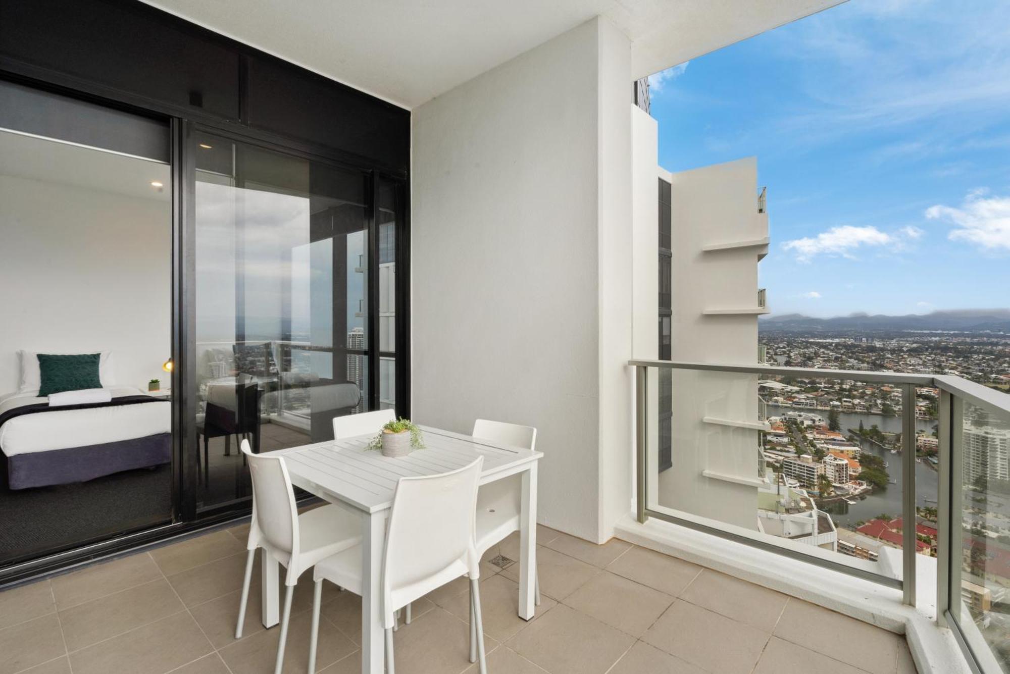 Circle On Cavill - One Bedroom - Self Contained & Privately Managed Apartment *