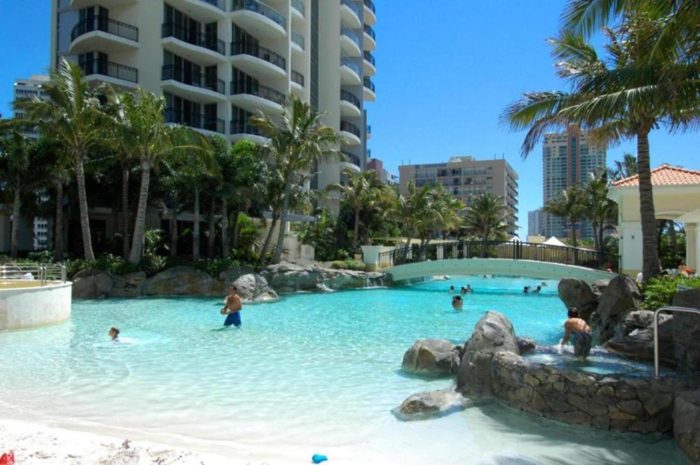 Elevated Luxe On Level 36 * Gold Coast