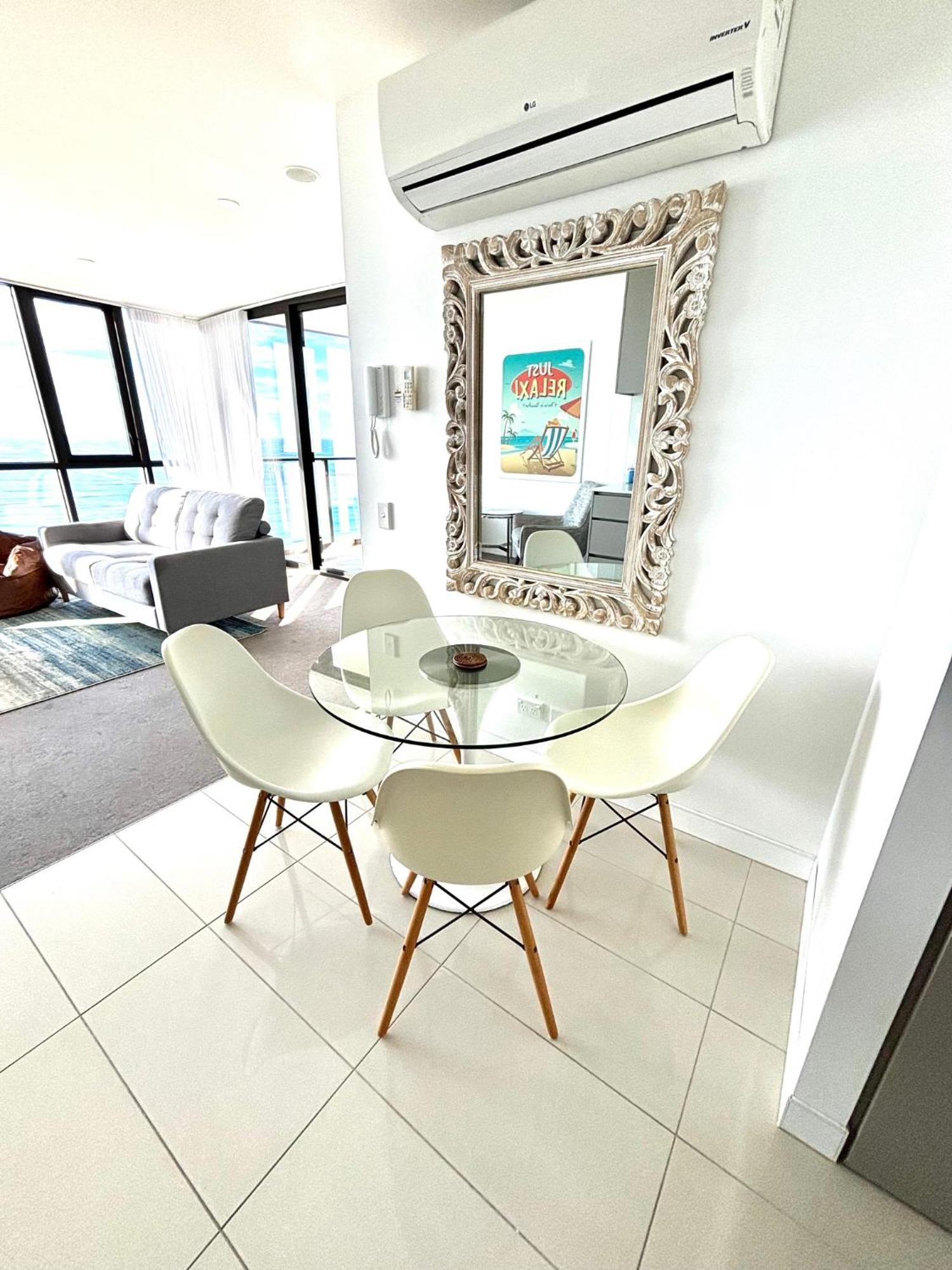 Amazing Ocean View In Surfers Paradise Gold Coast
