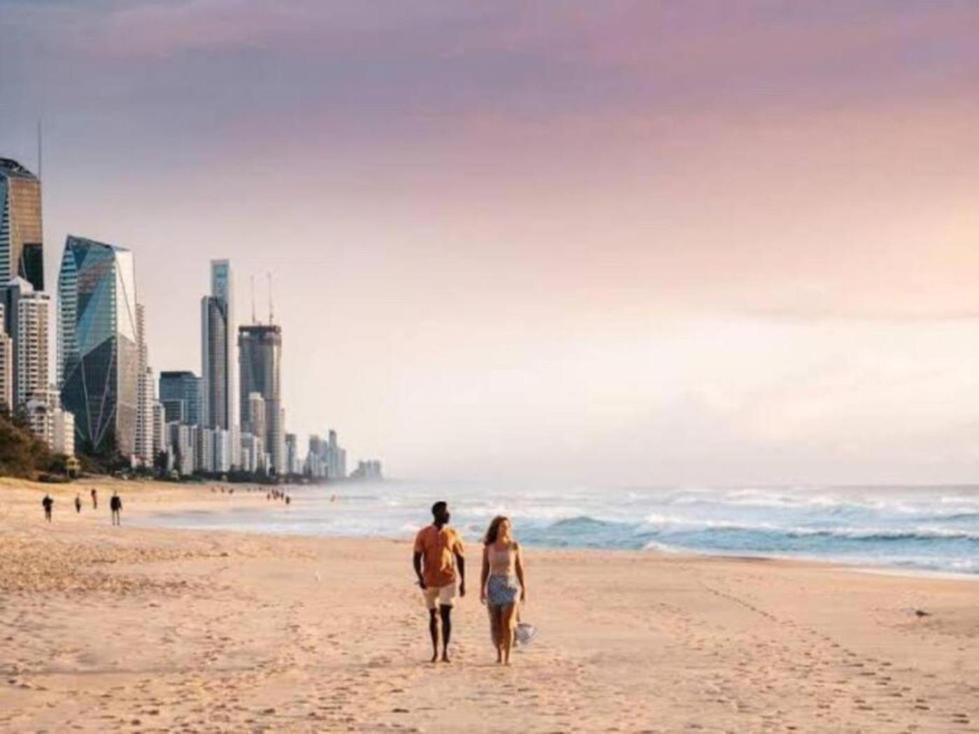 Beachfront Bliss Spot * Gold Coast