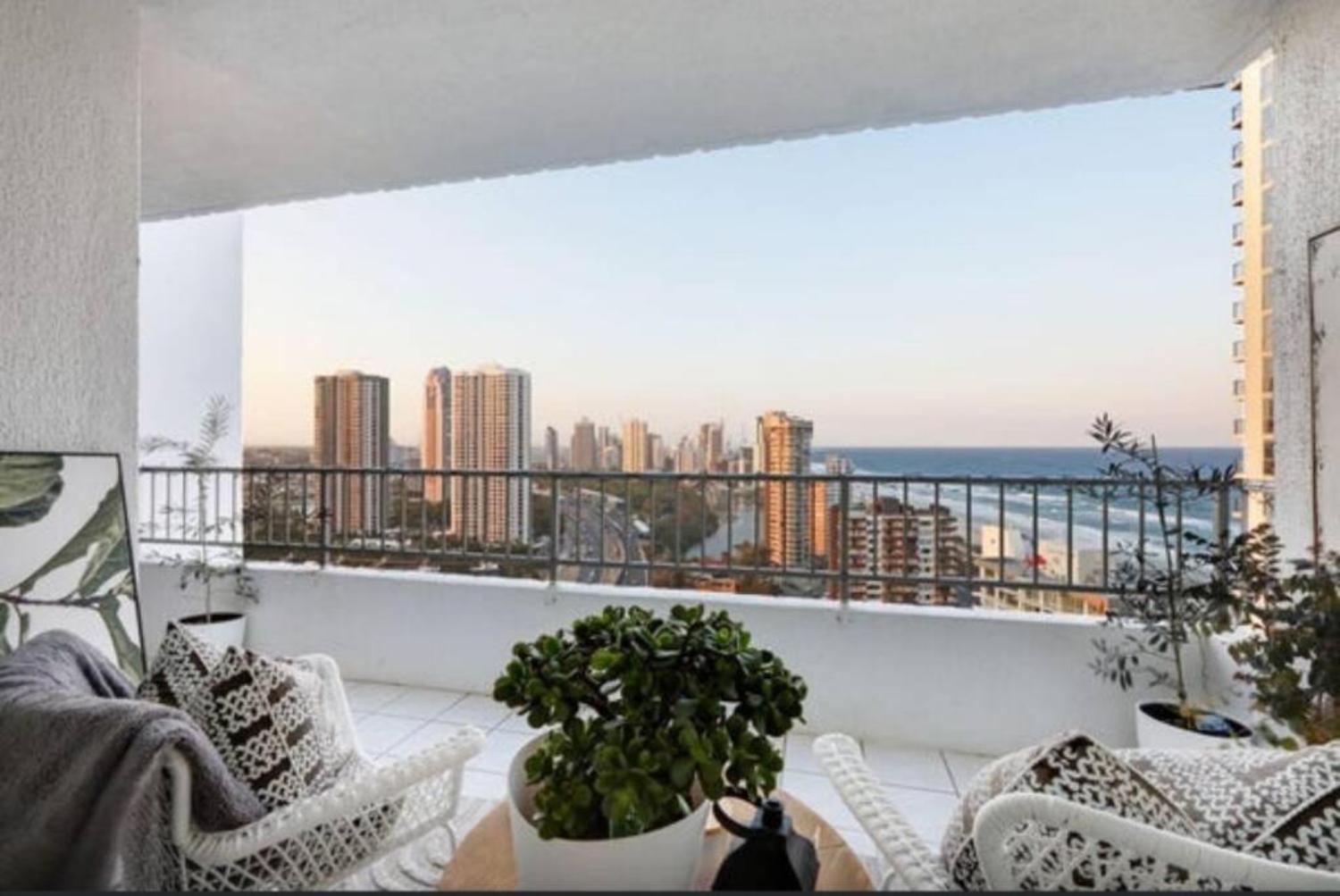 Apartment Elegant Oceanview