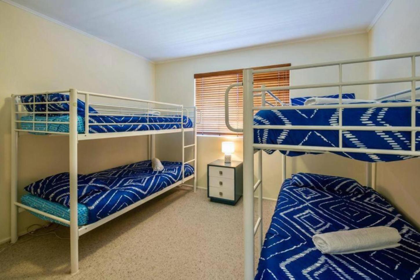 Apartamento 16 Sleep Family Group Getaway