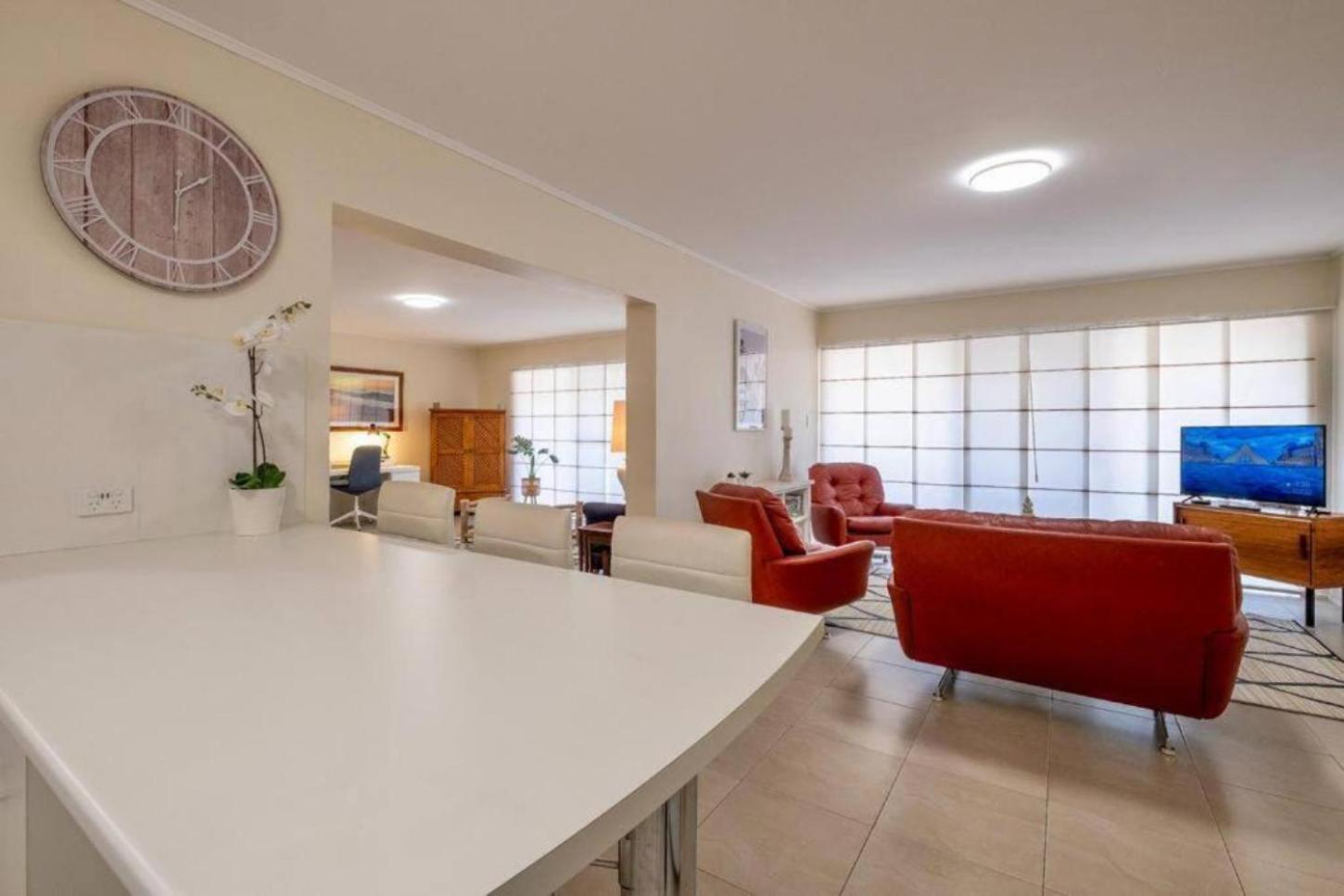 Apartamento 16 Sleep Family Group Getaway *