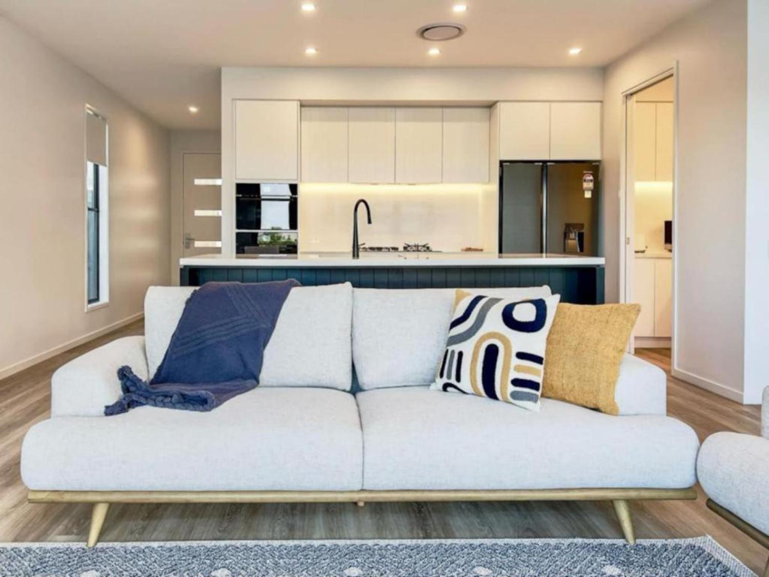 Tranquil Waterside Elegance Gold Coast
