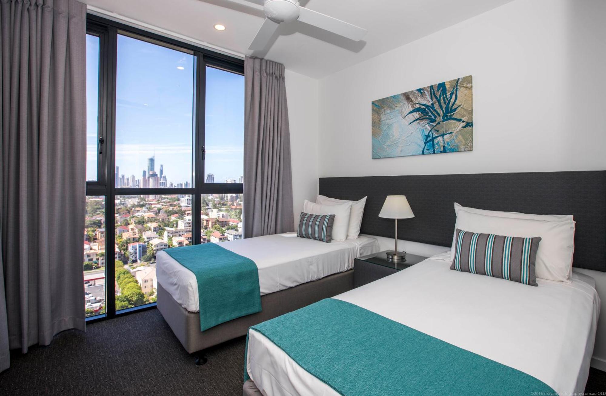 Synergy Broadbeach - Official Aparthotel