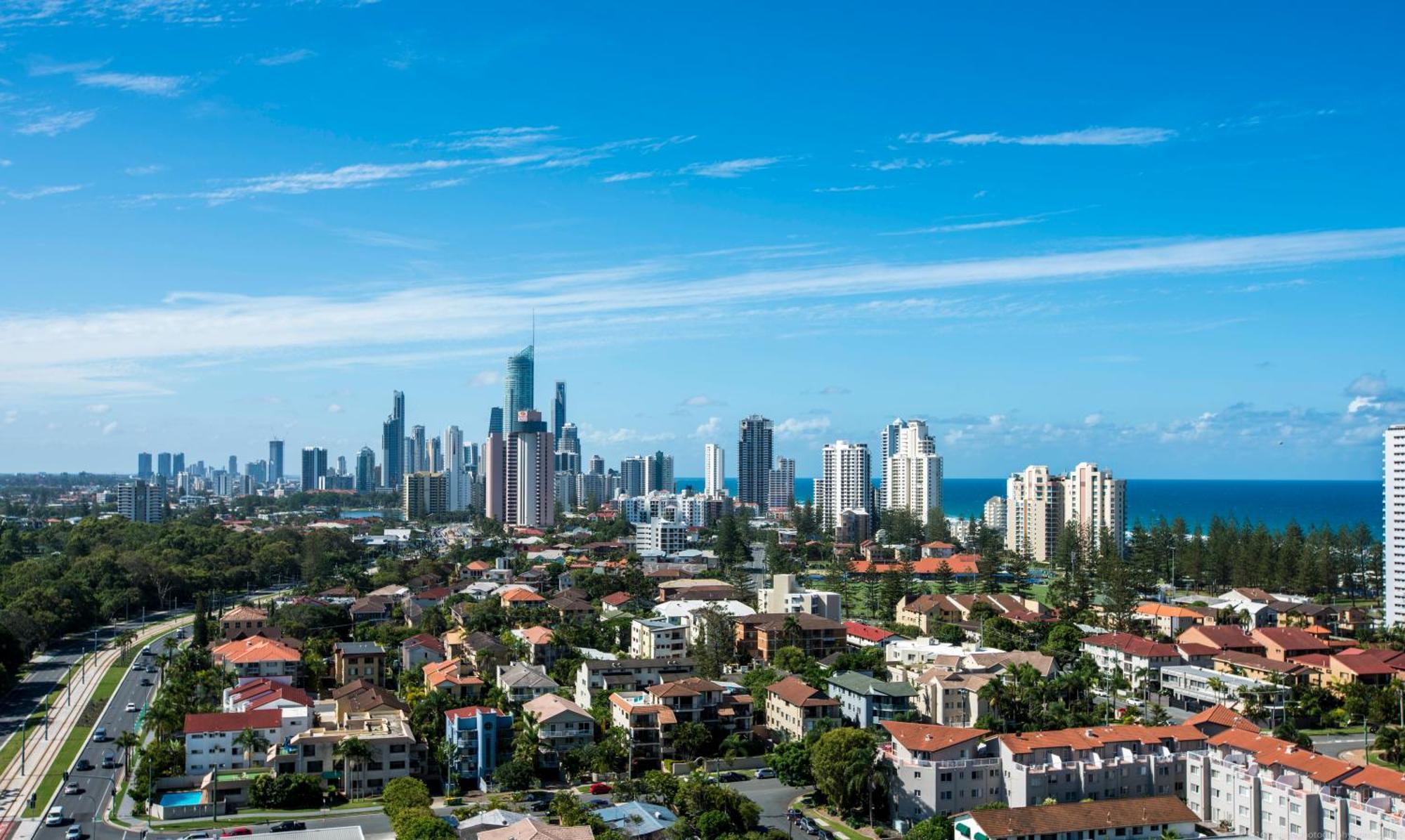 Synergy Broadbeach - Official 4*