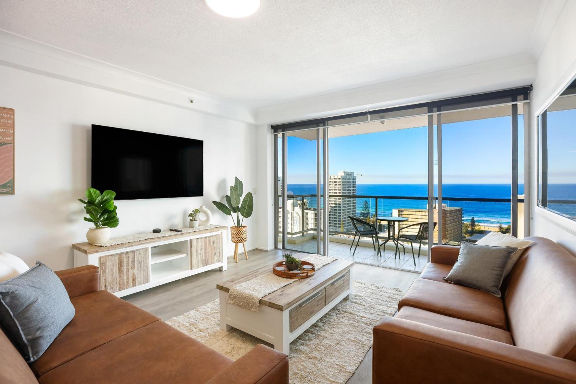 Apartment Stunning Chevron 3 Pools - Optimise Gold Coast