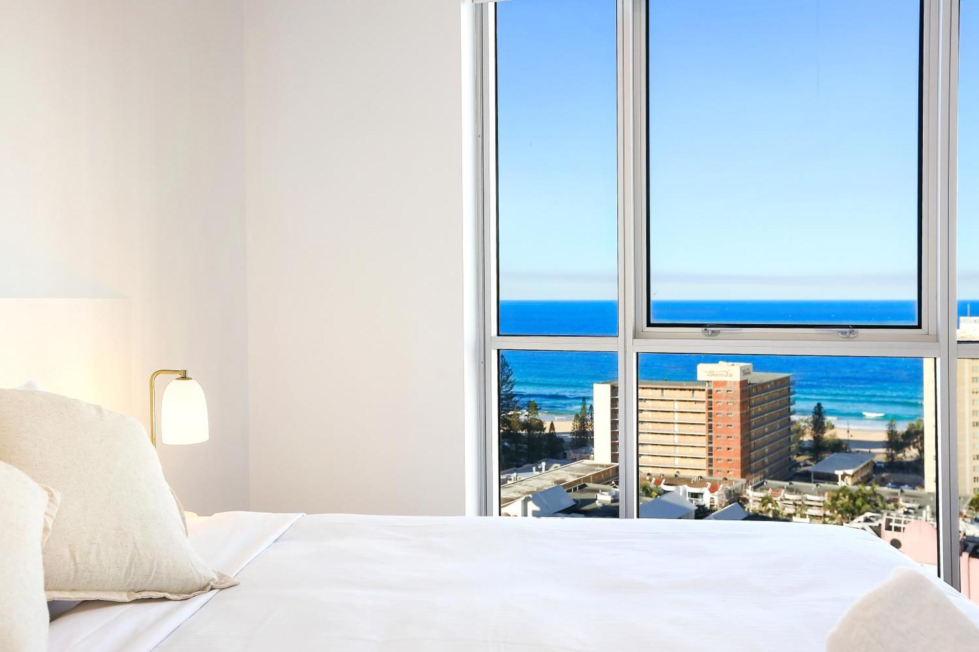Stunning Chevron 3 Pools - Optimise Apartment Gold Coast