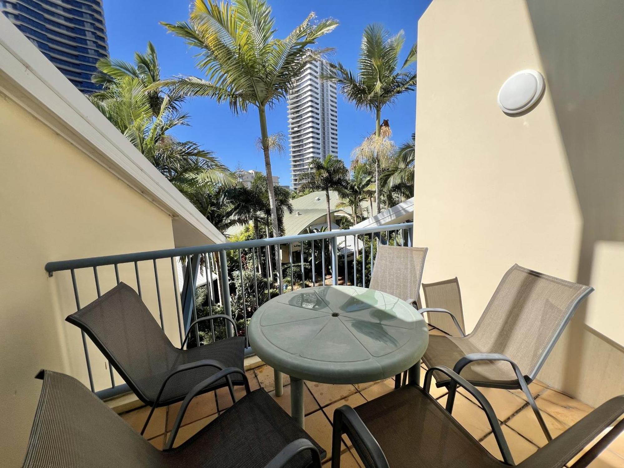 Cha Private Apts Diamond Apartment *