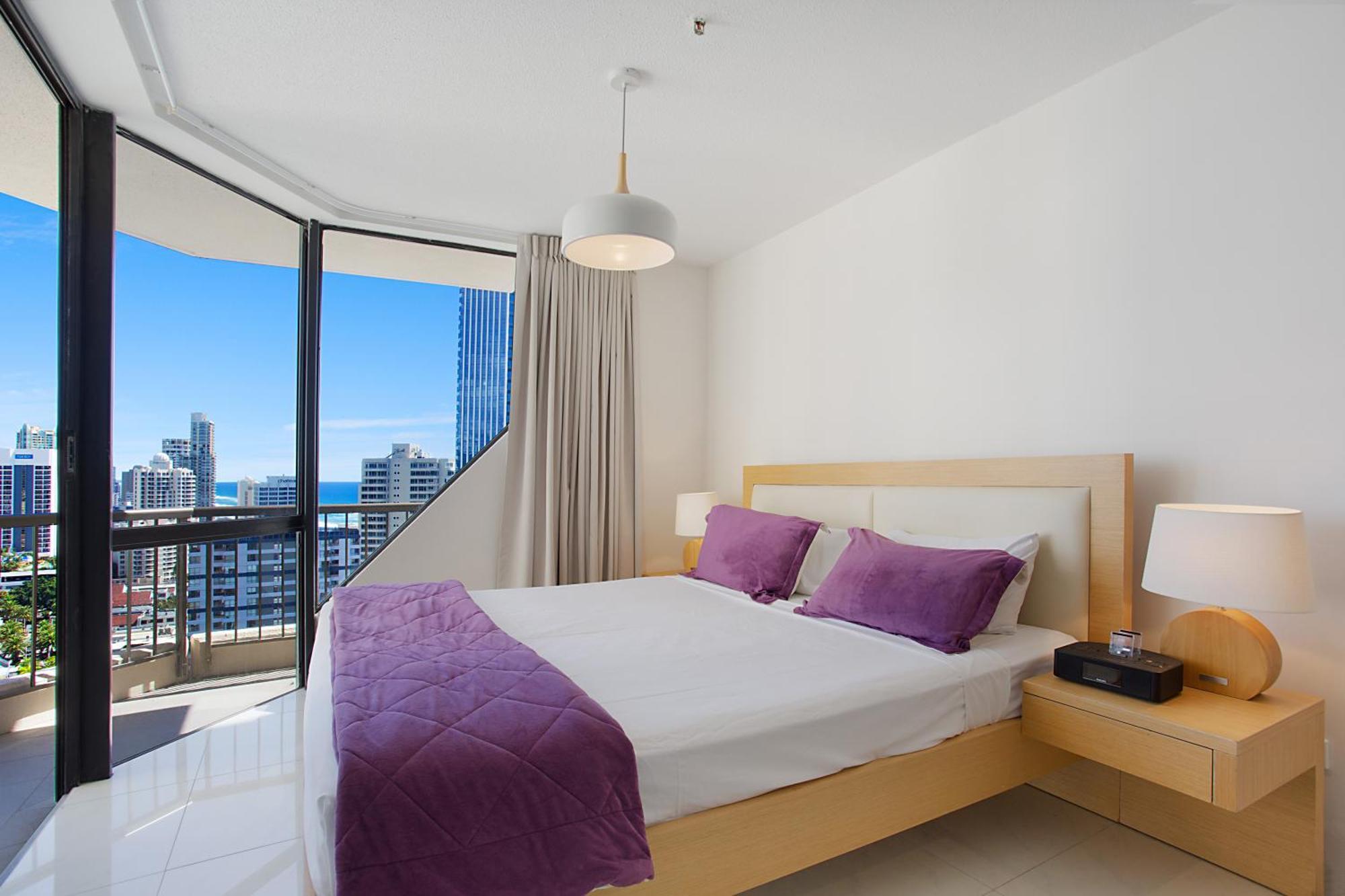 Paradise Centre Managed By Gchs Apartment