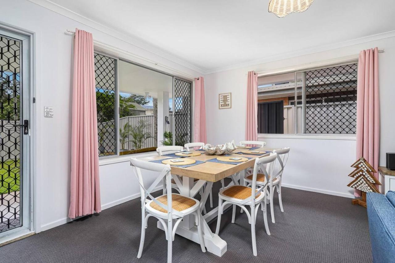 White Casa * Gold Coast
