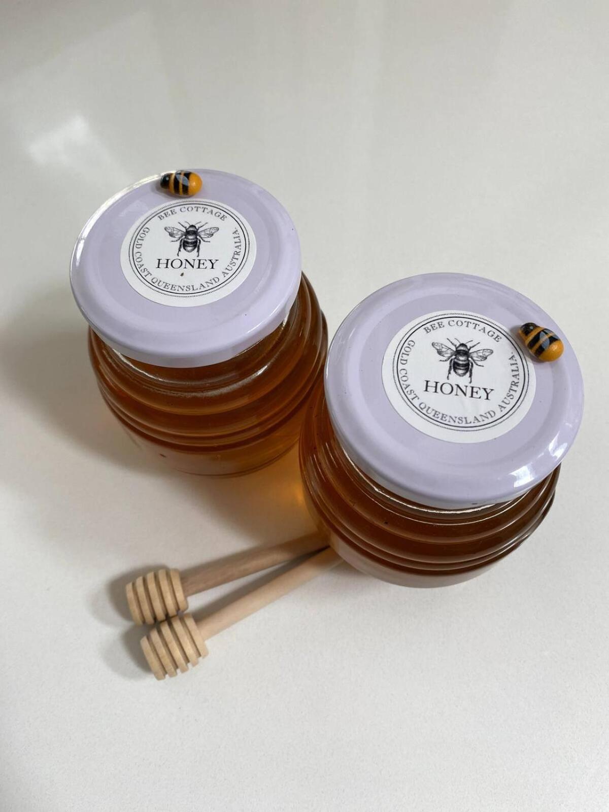Bee *