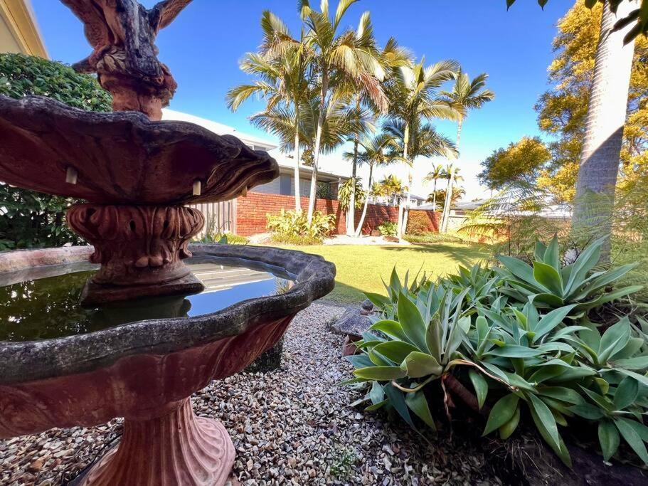 Waterfront Family House With Pool, Bbq Villa