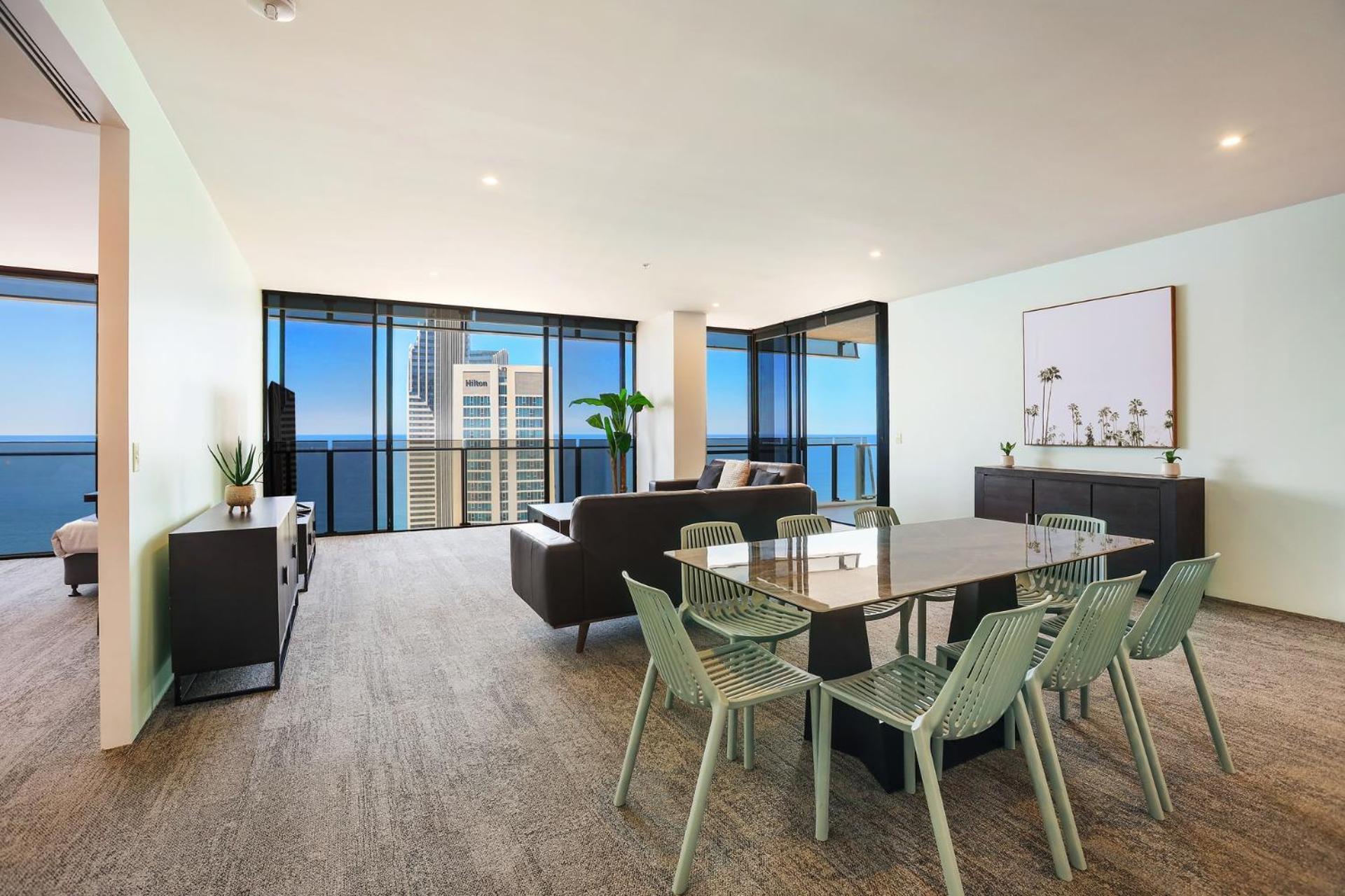 Circle On Cavill 2, 3, 4 & 5 Bedroom Skyhomes & Sub Penthouses By Holidays Gold Coast